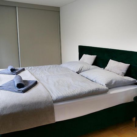Aparthotel Brokes Lanškroun 객실 사진