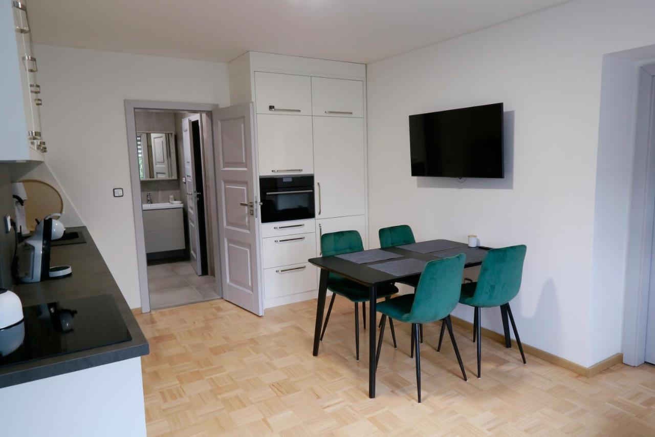 Aparthotel Brokes Lanškroun 객실 사진